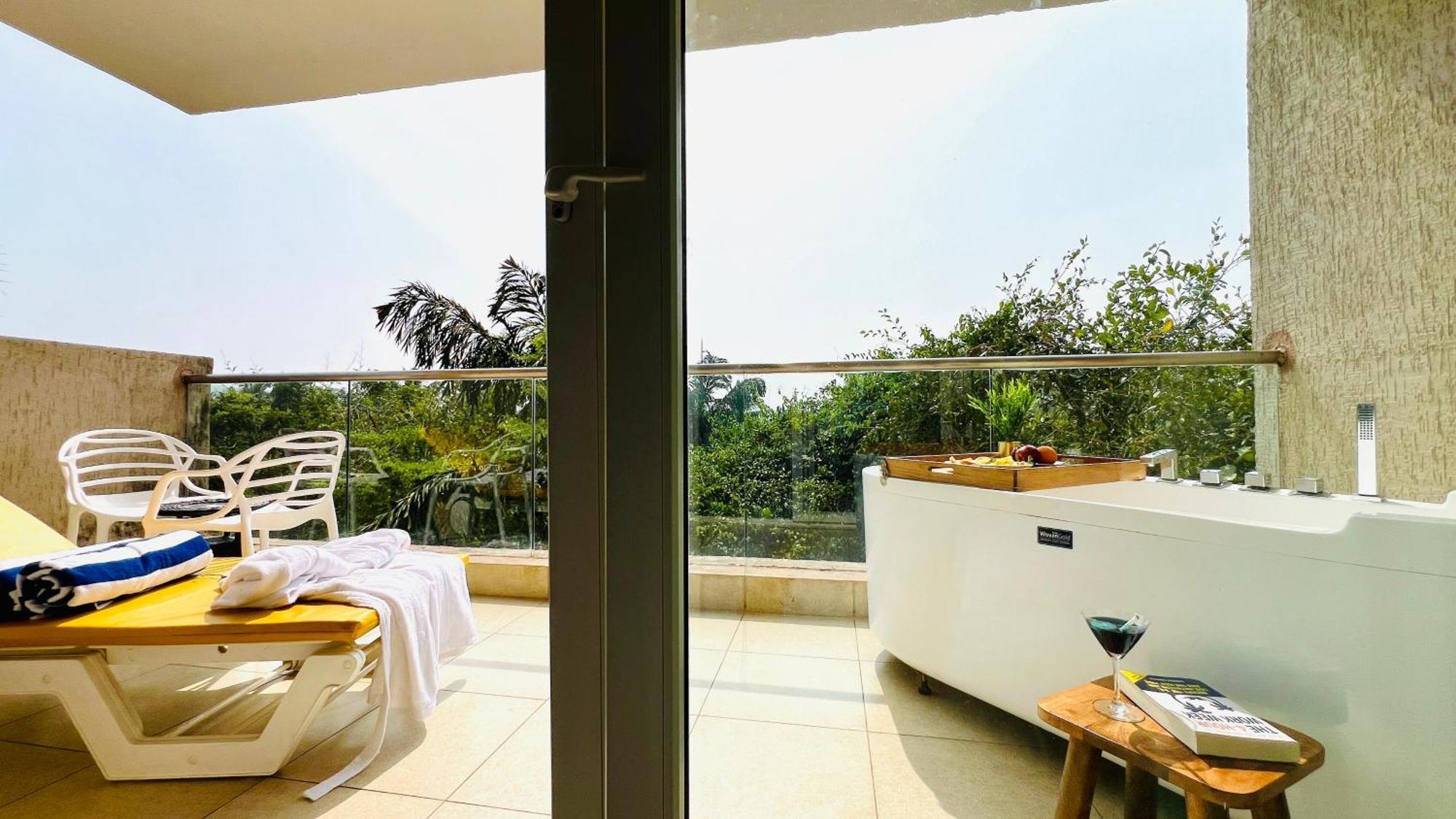 Bluo Amani Vagator - Boutique Hotel Goa Anjuna Zewnętrze zdjęcie